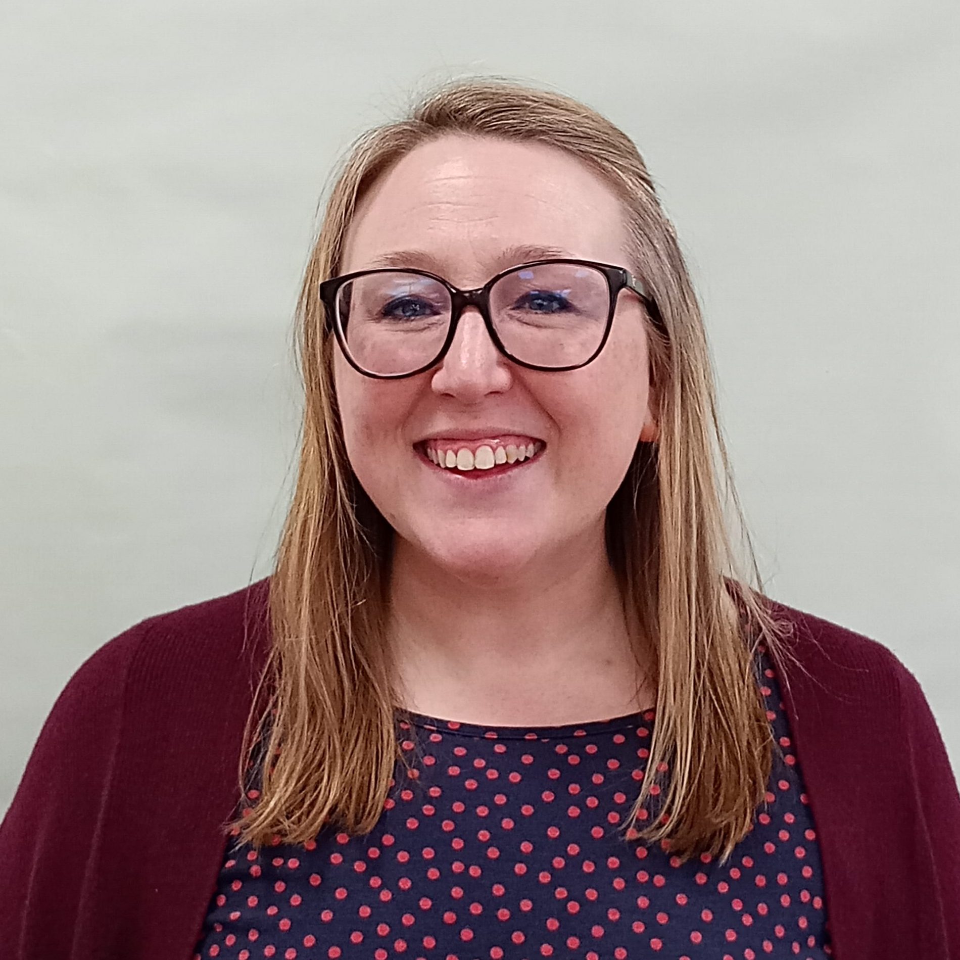 Miss Stephanie Davis 